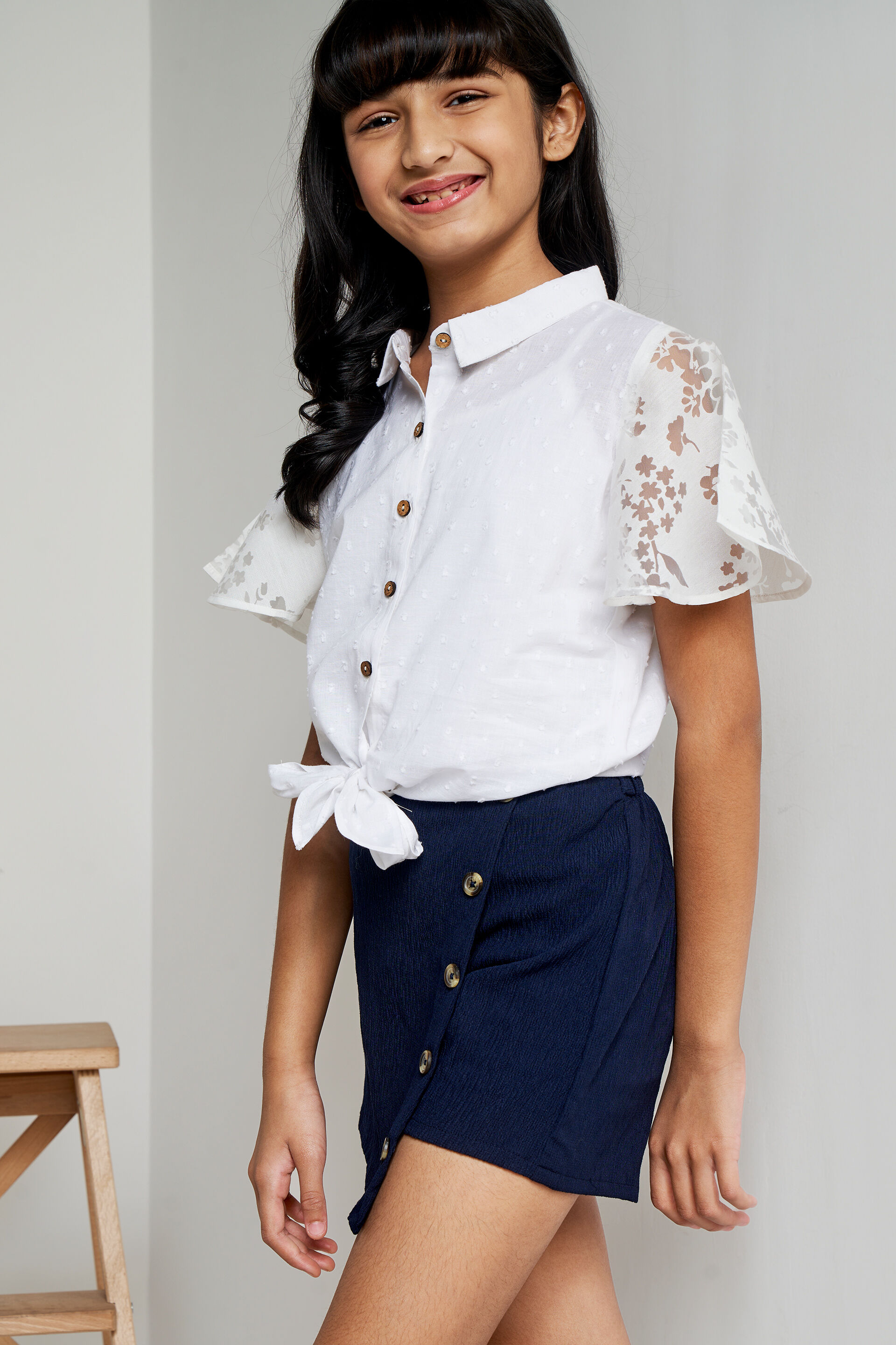 White Solid Tie-Ups Straight Top, White, image 3